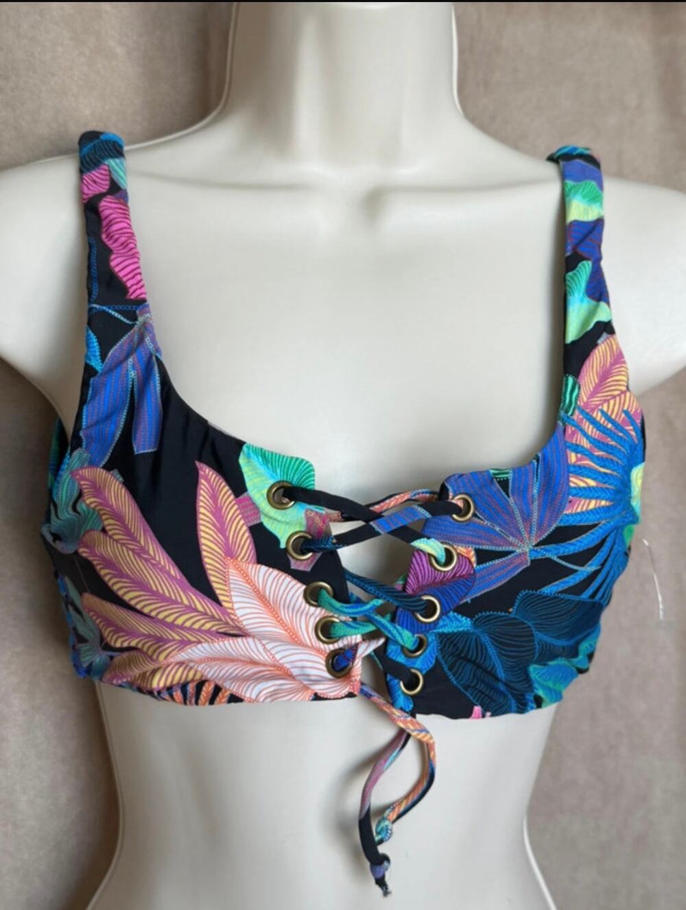 PilyQ Aralia Lace Up Halter Bikini Swim Top M NWOT